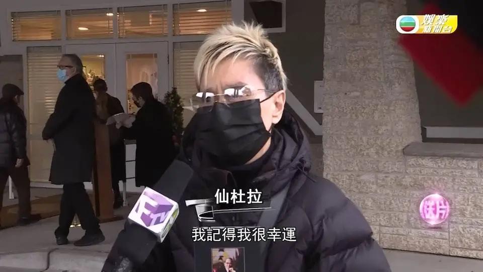 80岁仙杜拉加拿大摔倒受伤 甄妮发文为好友担忧