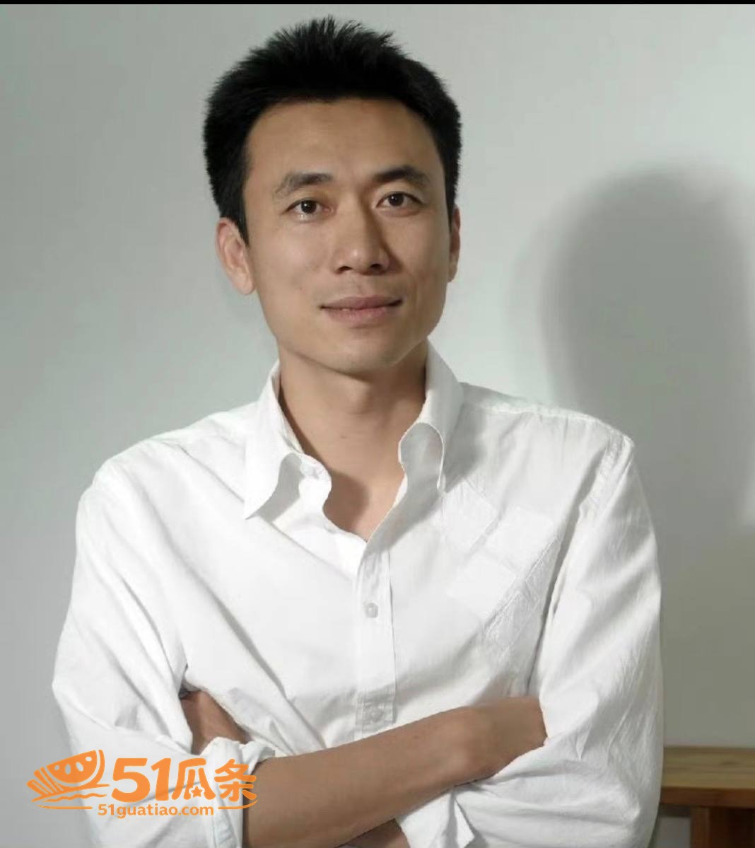 土豆网 王微 婚内出相关图片22