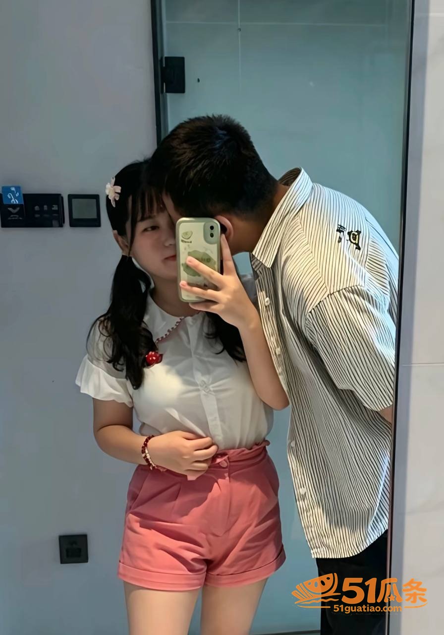 鲁佳斌 同时养三个女相关图片26