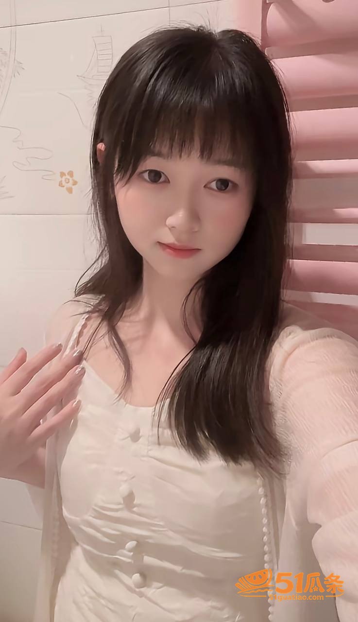 鲁佳斌 同时养三个女相关图片30