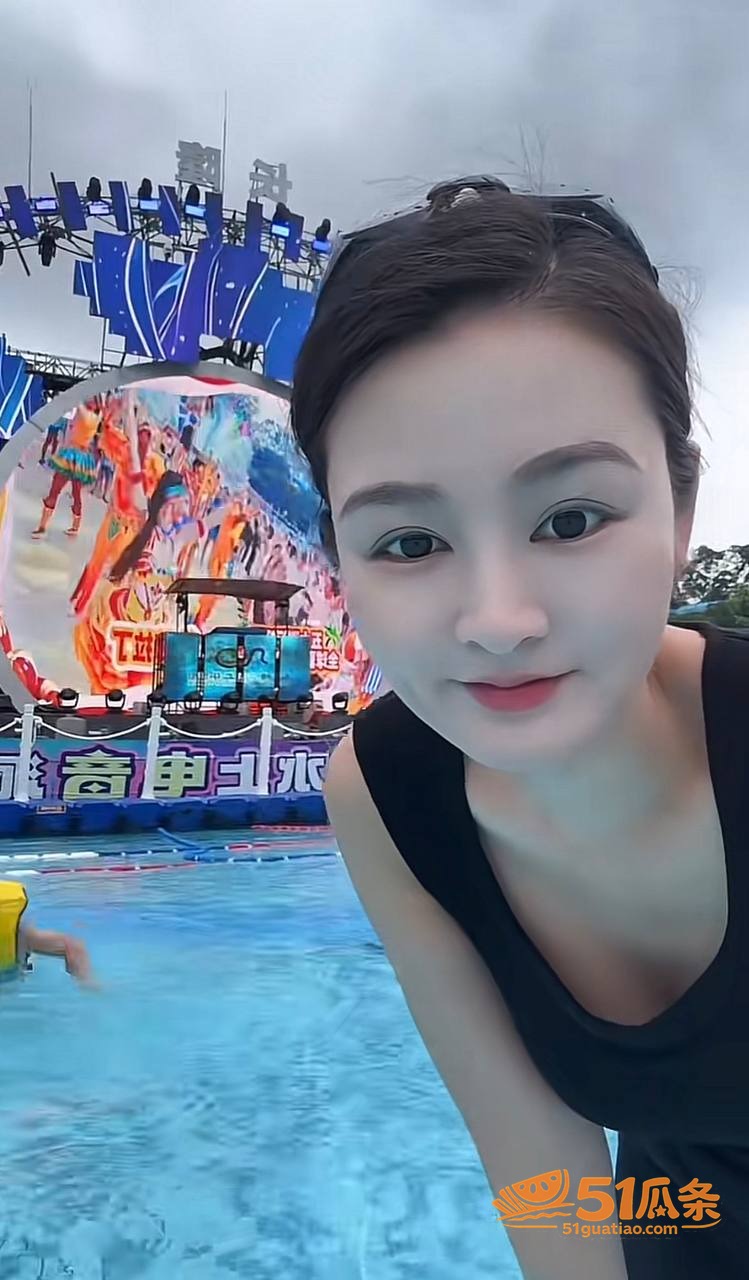 周仙仙 远赴外地当小相关图片21