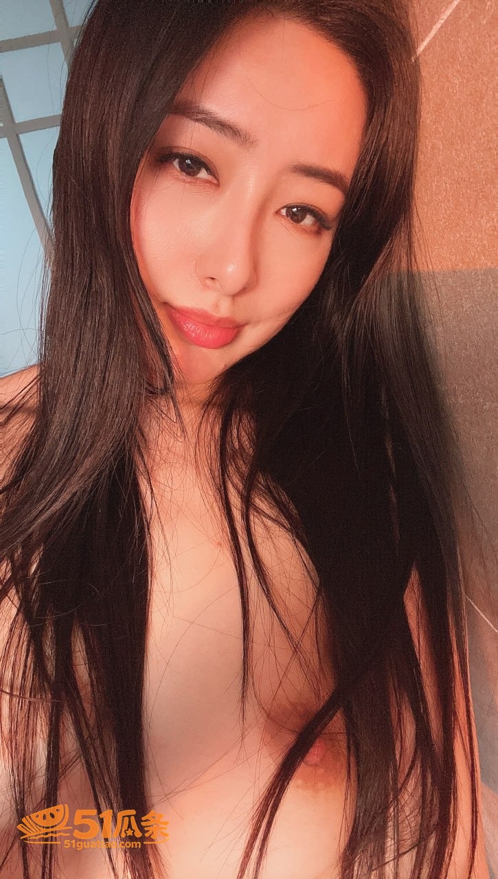 王芳 南大女教师深夜相关图片7