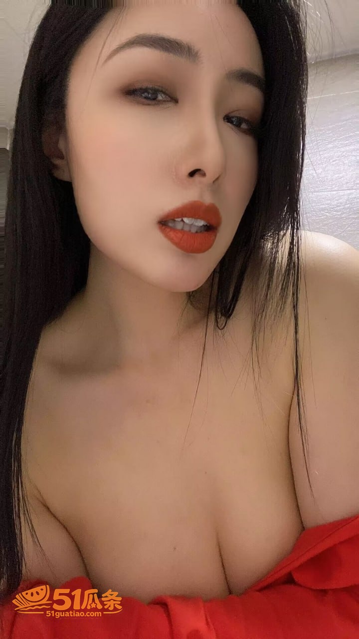 王芳 南大女教师深夜相关图片6