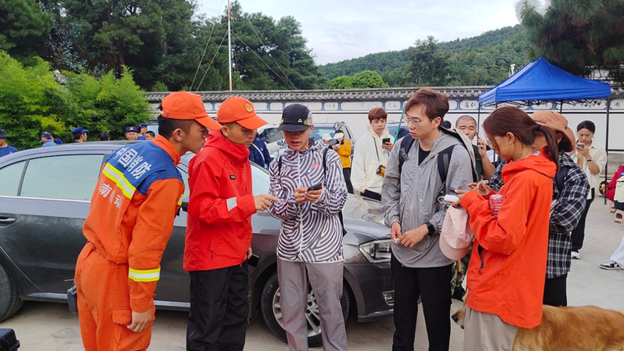 七台河民警寻回孤独症男孩
