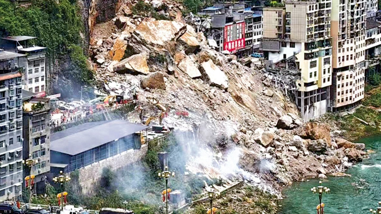习近平对重庆山体崩塌作重要指示