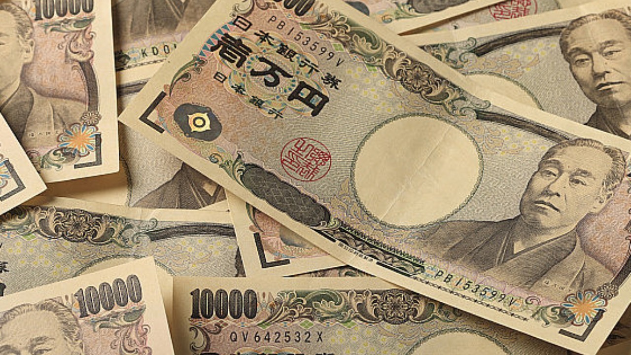 日本国债遭投资者抛售