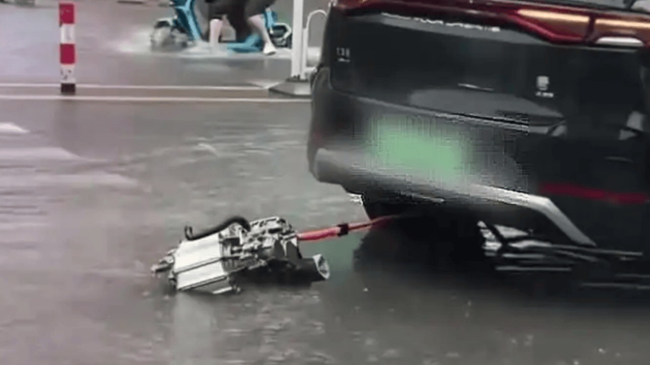 如何看待比亚迪回应一辆比亚迪唐电机总成脱落事件，称底盘发生严重磕碰，非产品质量问题？