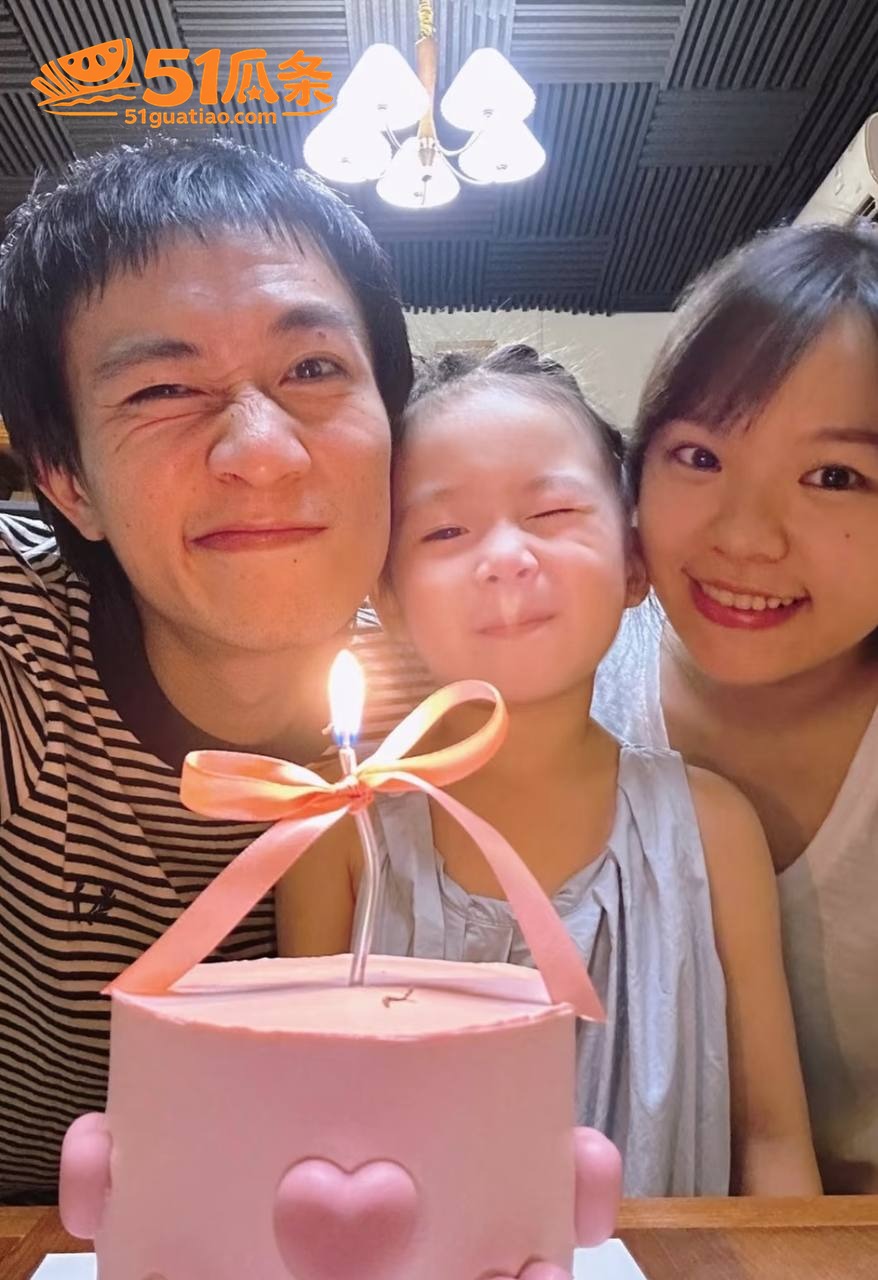 刘西蒙 婚内睡粉实锤相关图片33