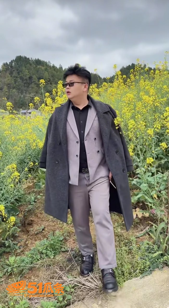 梁青荣 慈善家身份掩相关图片25