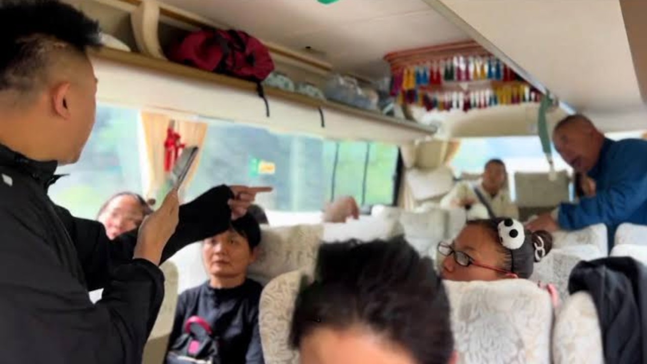 丽江导游胁迫游客消费被拘