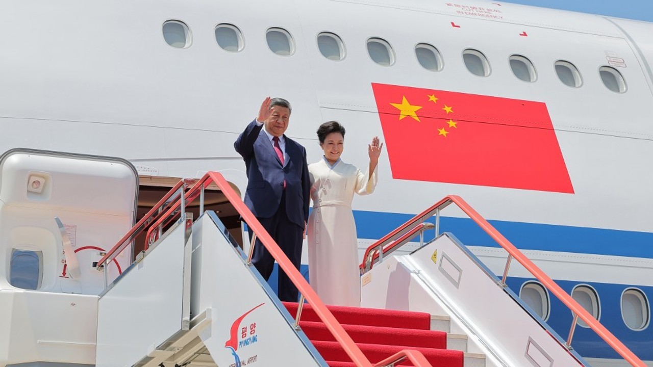 习近平离京出席2026年上合组织峰会