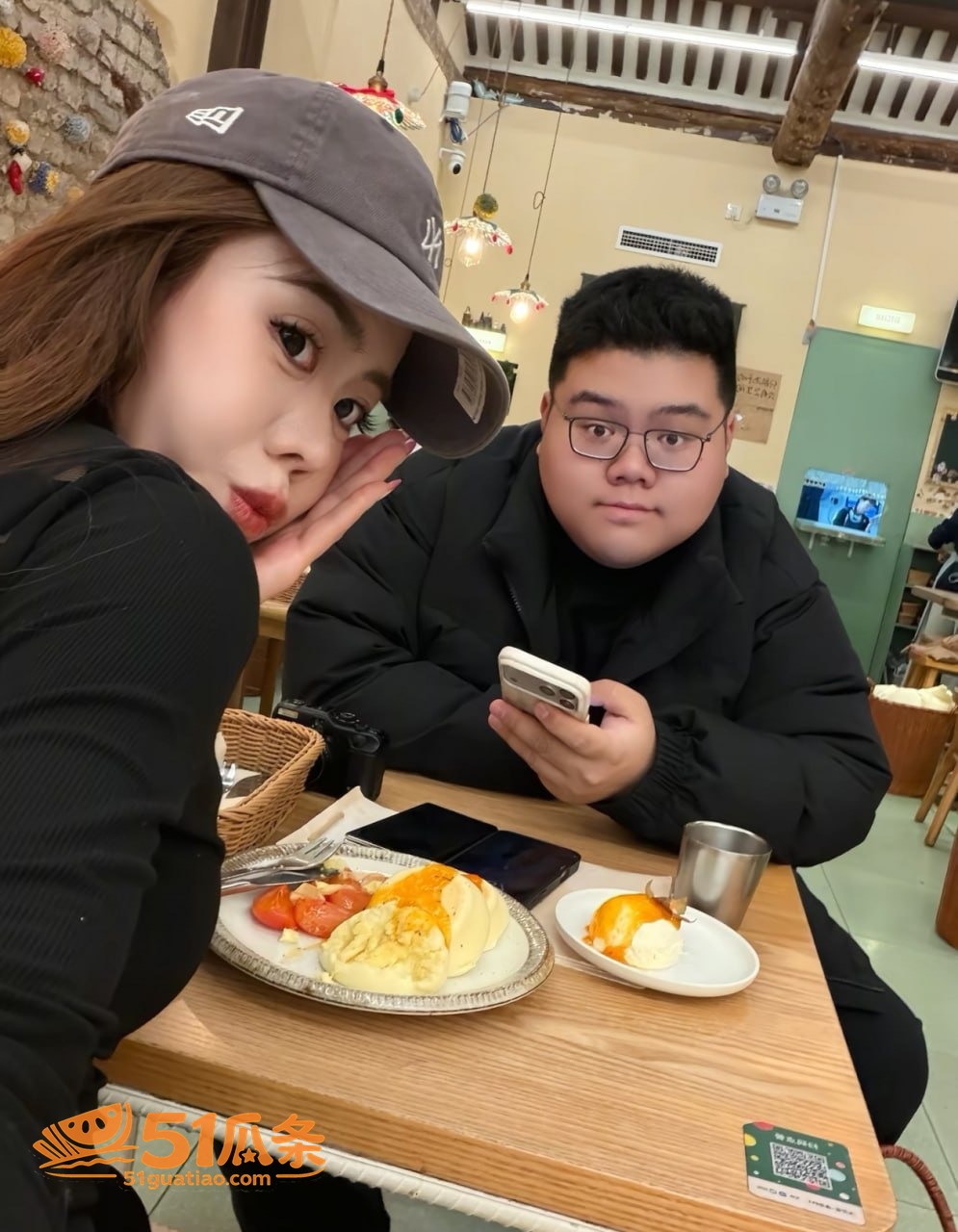 无缝衔接 女网红fa相关图片1