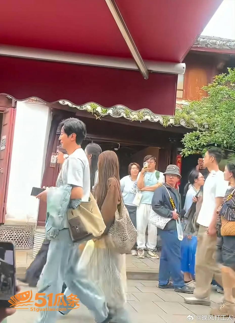 高梓淇 缺席儿子探视相关图片30