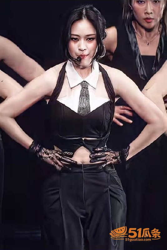 申留真 巡演舞台扣逼相关图片7
