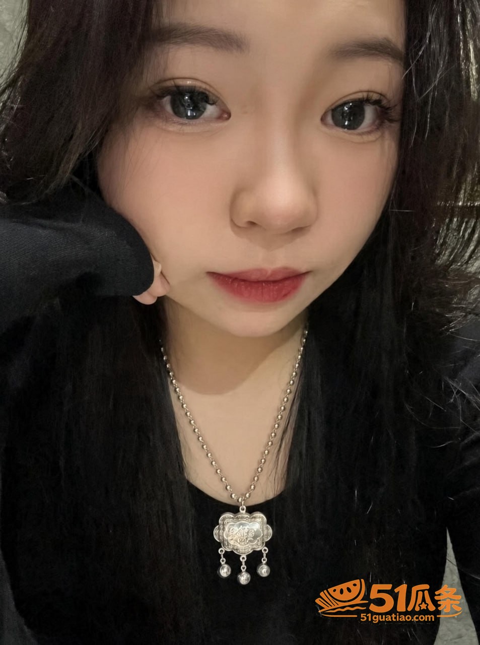 周思琪 武大经济系巨乳反差 性爱实录曝光