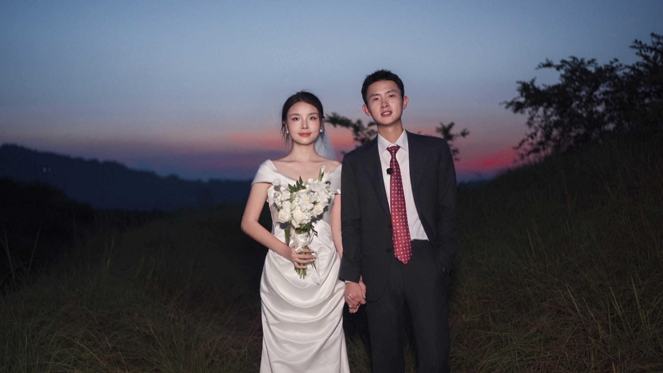 当我们决定：在村里给自己拍婚纱照，会发生什么？