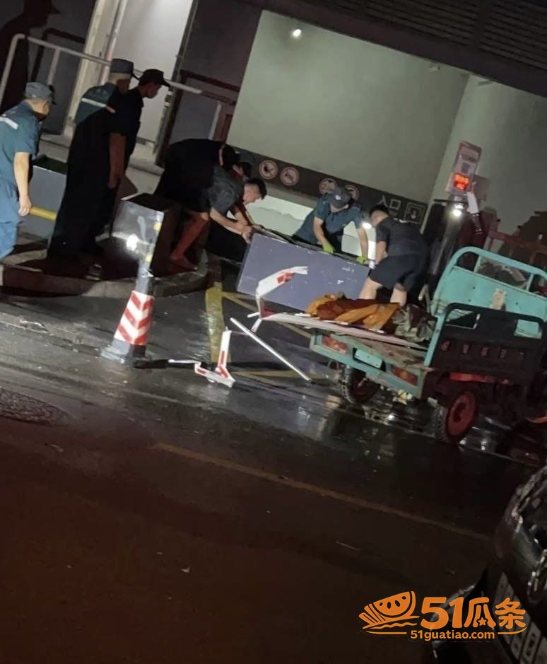 济南华山环宇金街 男相关图片9