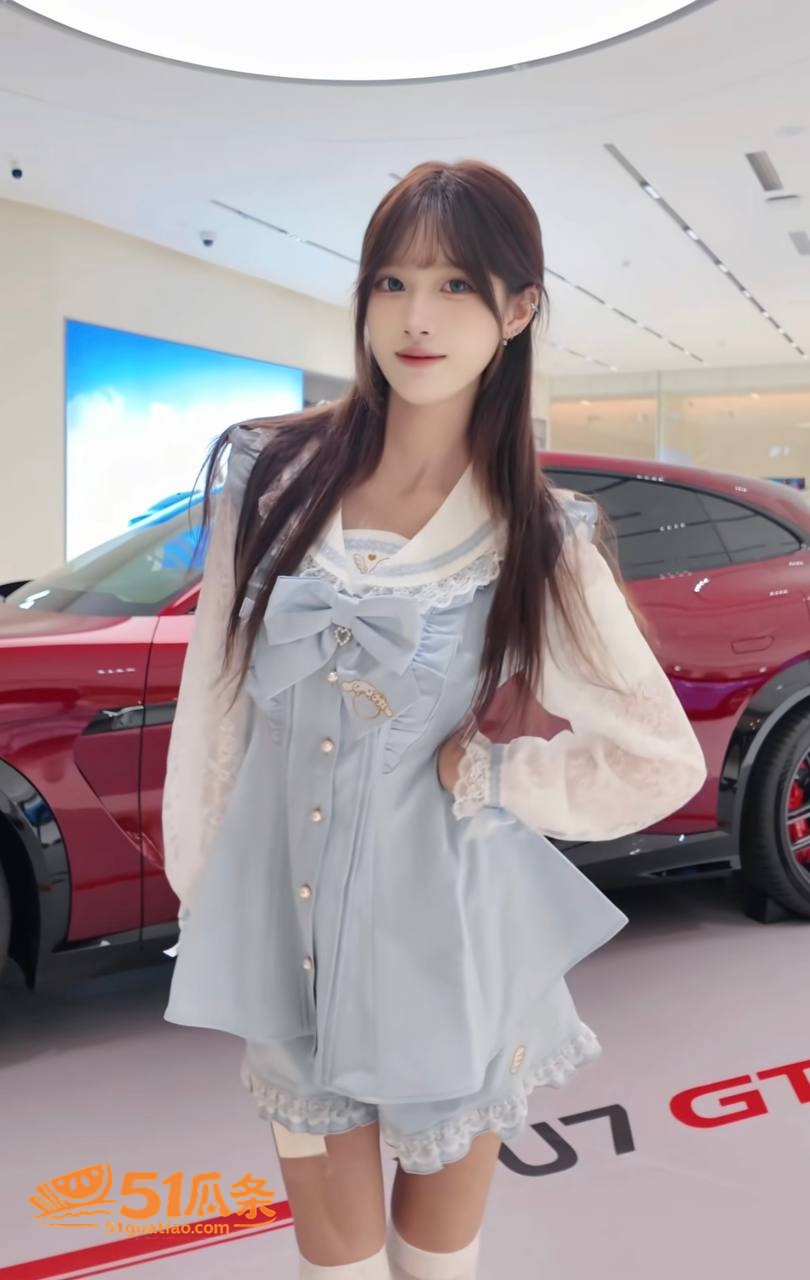 洪雯靖 榜一大哥曝光脚踩多条船 抱着睡还立单身人设