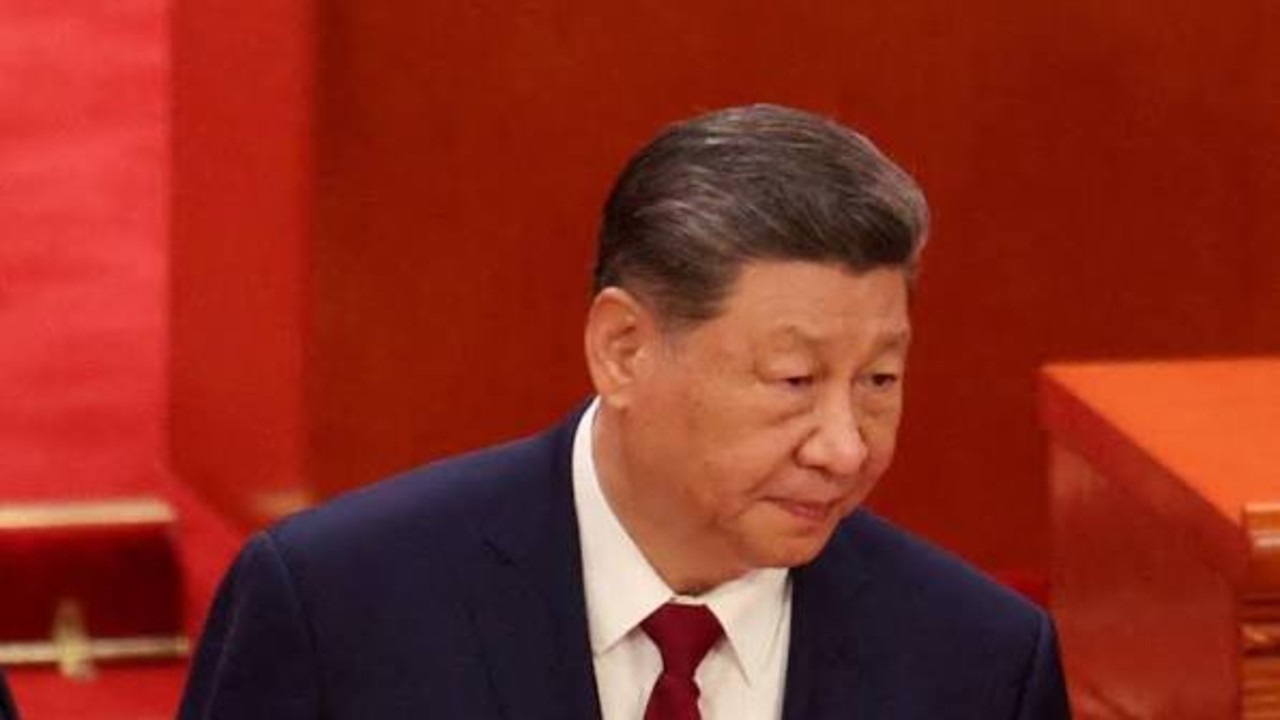 习近平同英国首相伯纳姆通电话