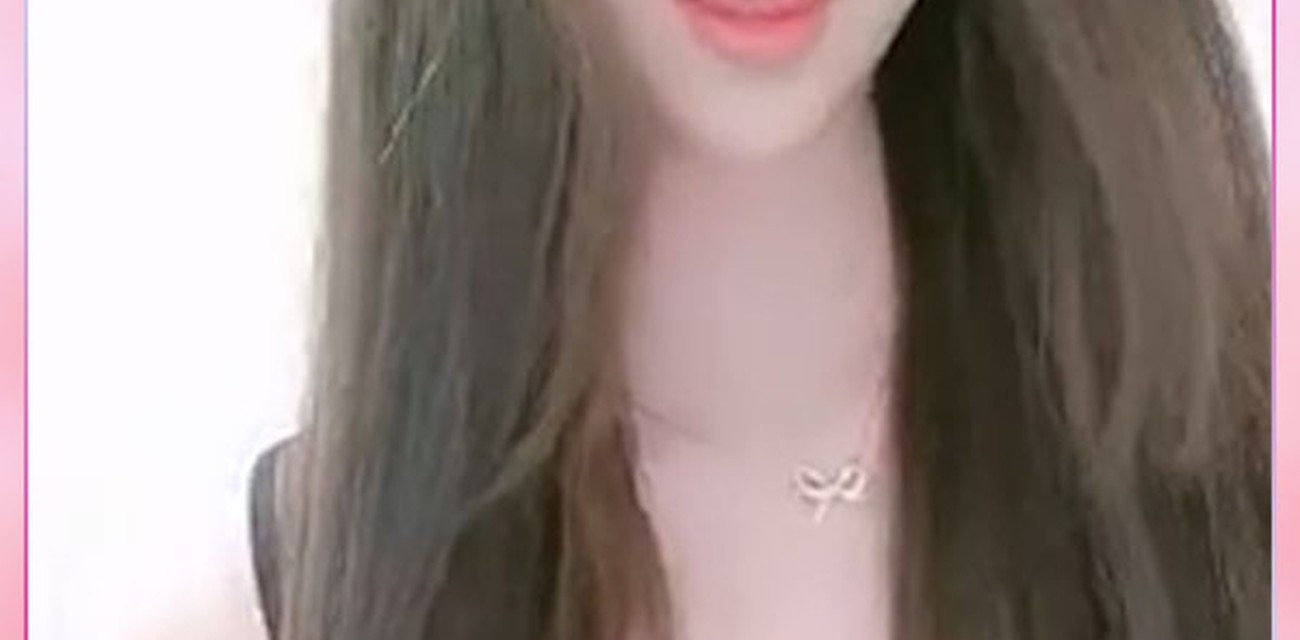 极品性感美女正妹化身国产美乳巨乳嫩模大胆露出粉穴私密诱人画面让人血脉喷张心跳加速视频封面