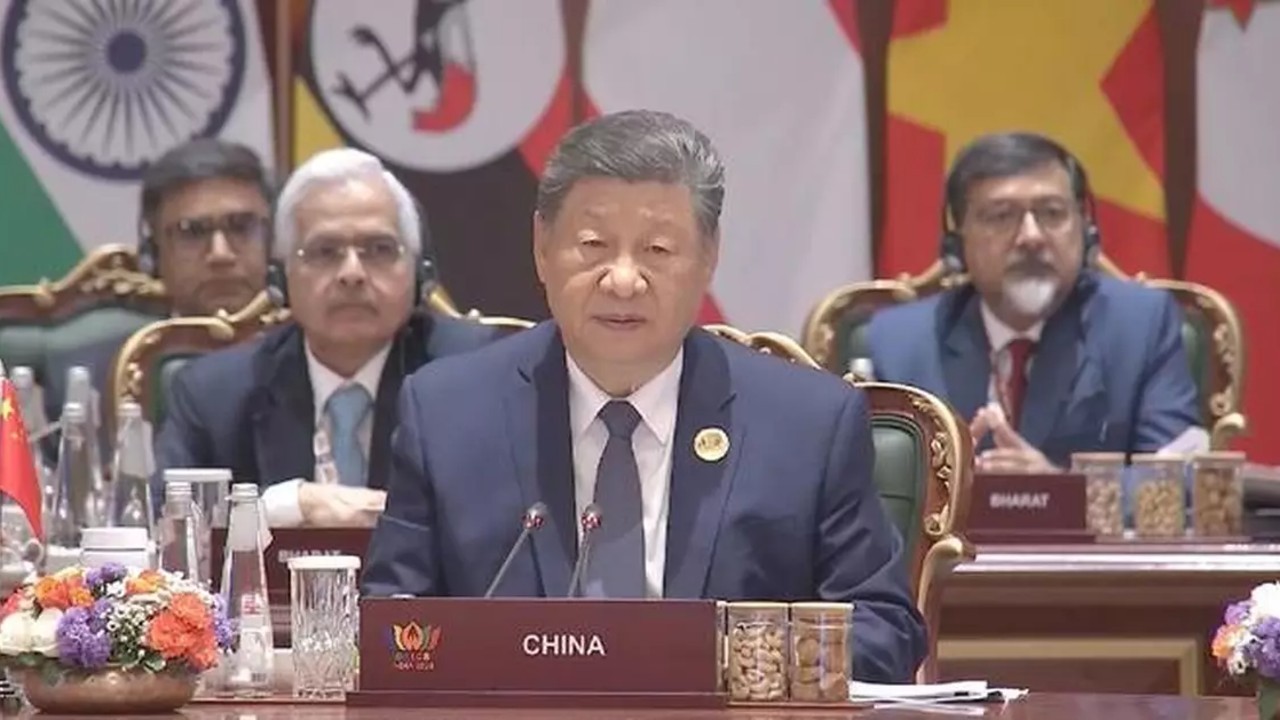 习近平出席金砖峰会第二阶段会议
