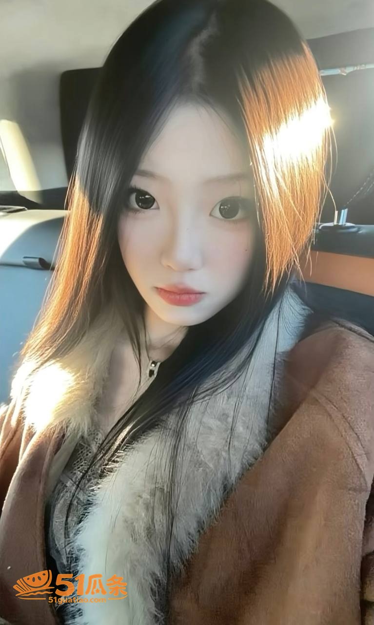 26万粉丝的王者荣耀主播 空空儿 顾昕 骚扰女粉并自杀威胁 酒店露骨聊天记录曝光