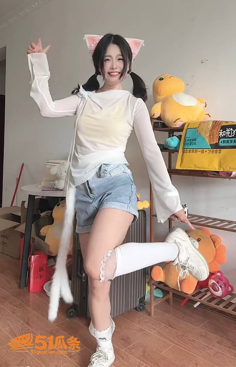 贵州音乐网红曹万江 吴莉莉 炒CP过夜后反转指控性骚扰