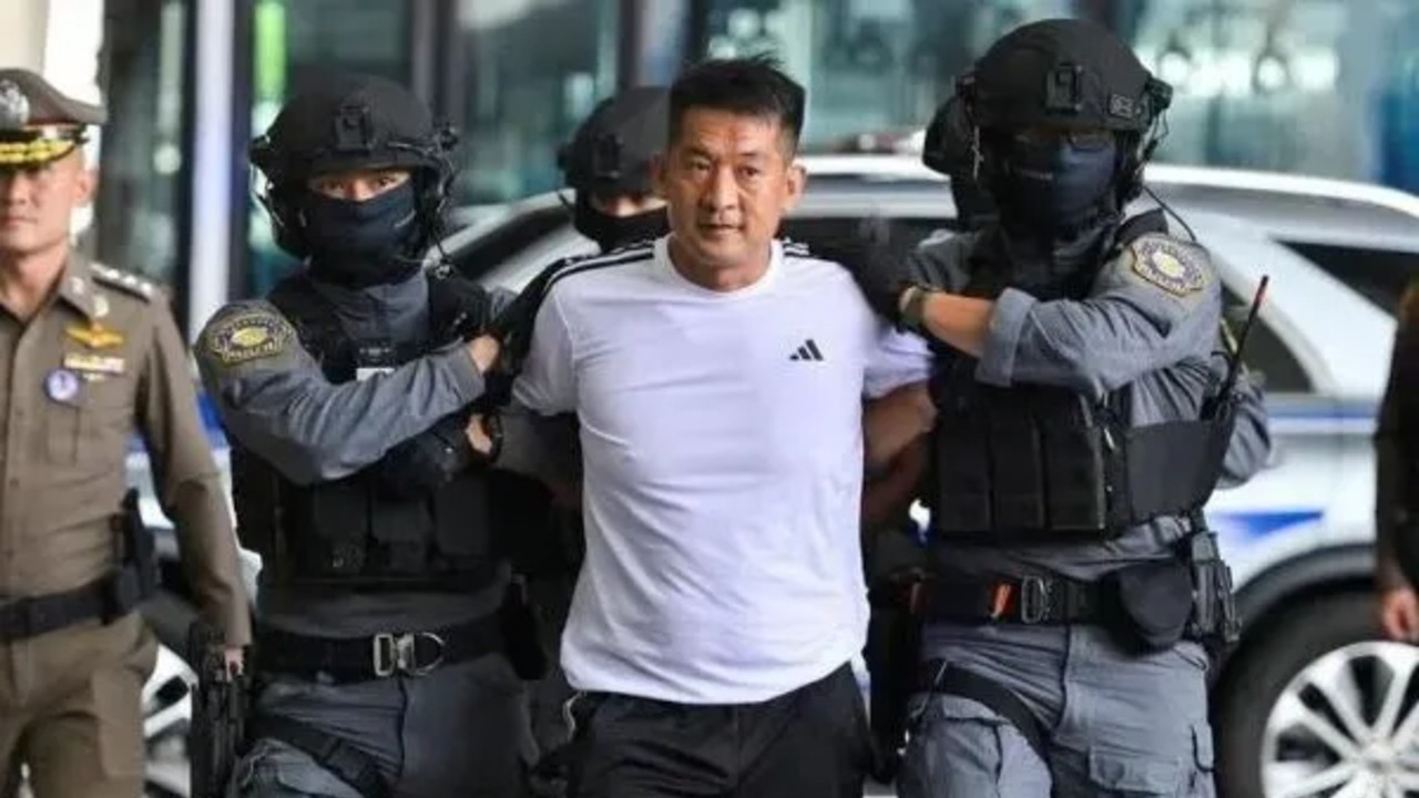 #国内资讯：临沂警方查处一起“假警察”诈骗案：电诈嫌疑人花钱找关系，反被骗近日，山东临沂警方查处一起特殊诈骗案件。一名涉嫌电信网络诈骗的嫌疑人，在案件调查过程中交代，自己曾花钱联系所谓“关系人”，希望