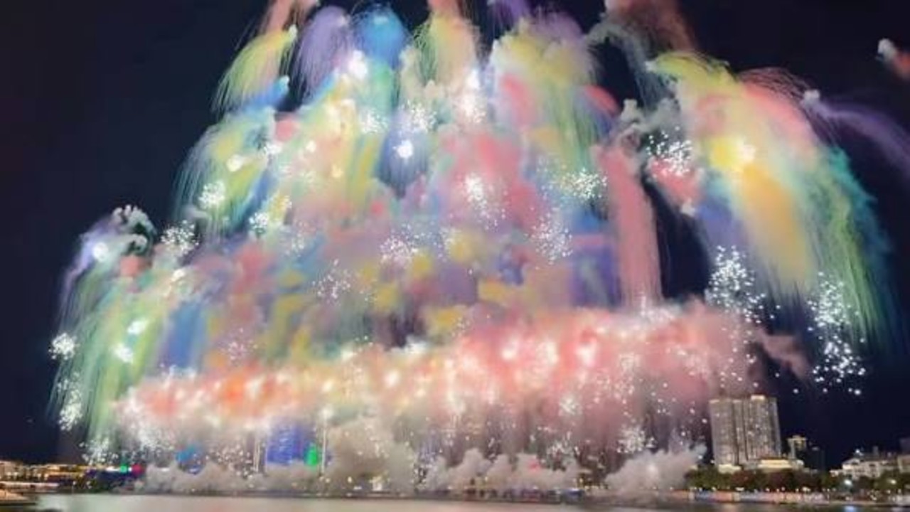 四川广元国庆烟花秀太震撼了
