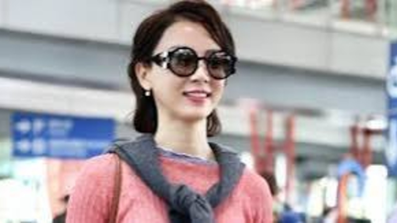 王仁君陈数打卡烟台朝阳街