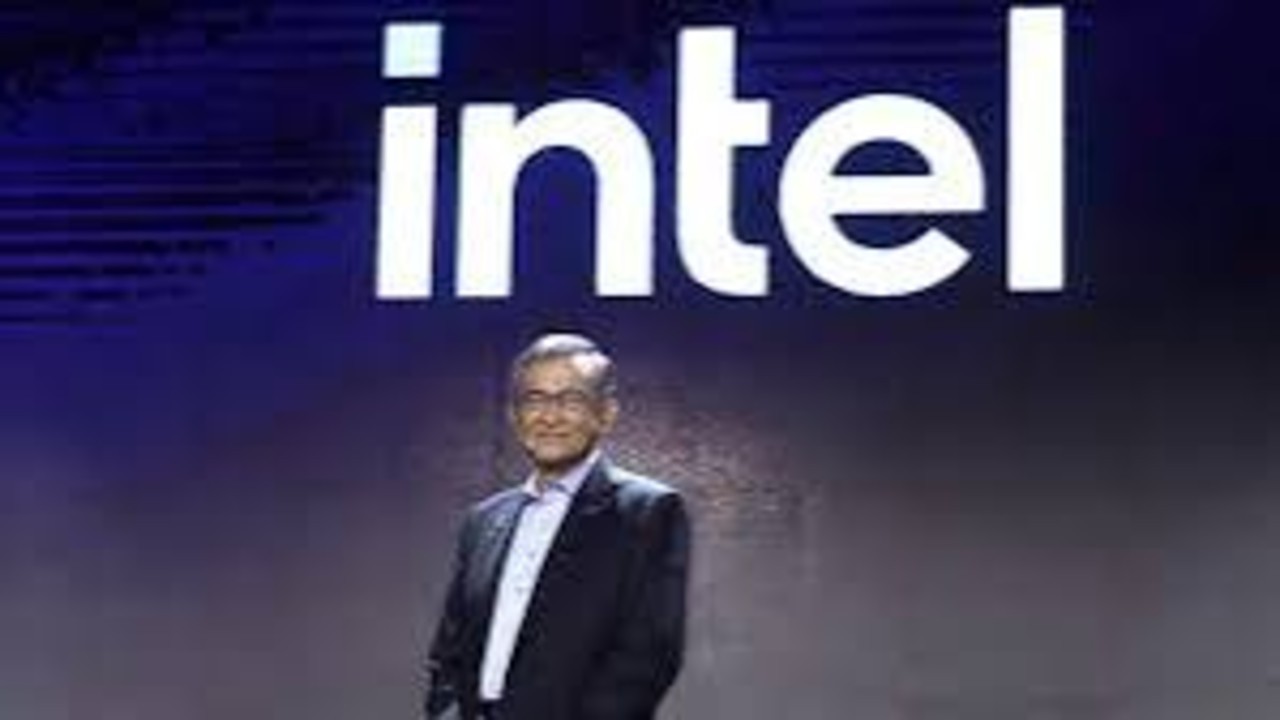 英特尔 CEO 陈立武称内存短缺明年或进一步恶化，CPU 也缺货，内存、电力、散热都是基建瓶颈，如何解读？