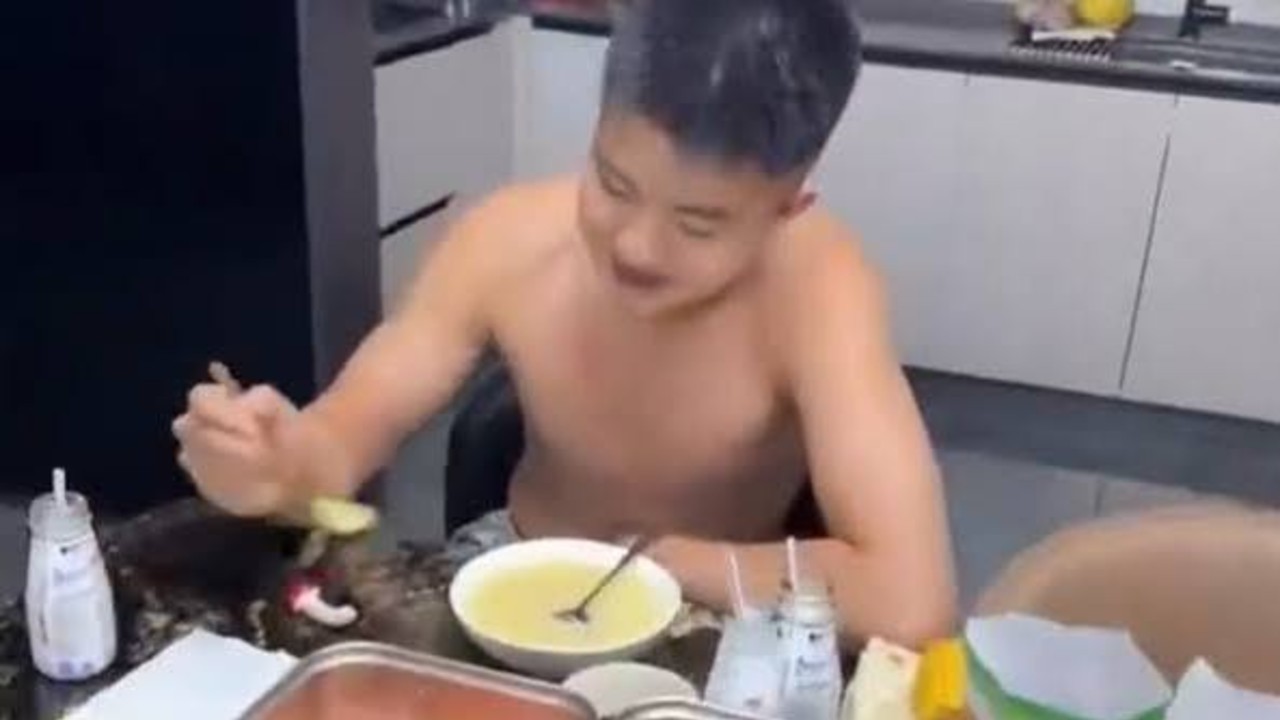 13岁男孩身高195cm 全网求长高食谱