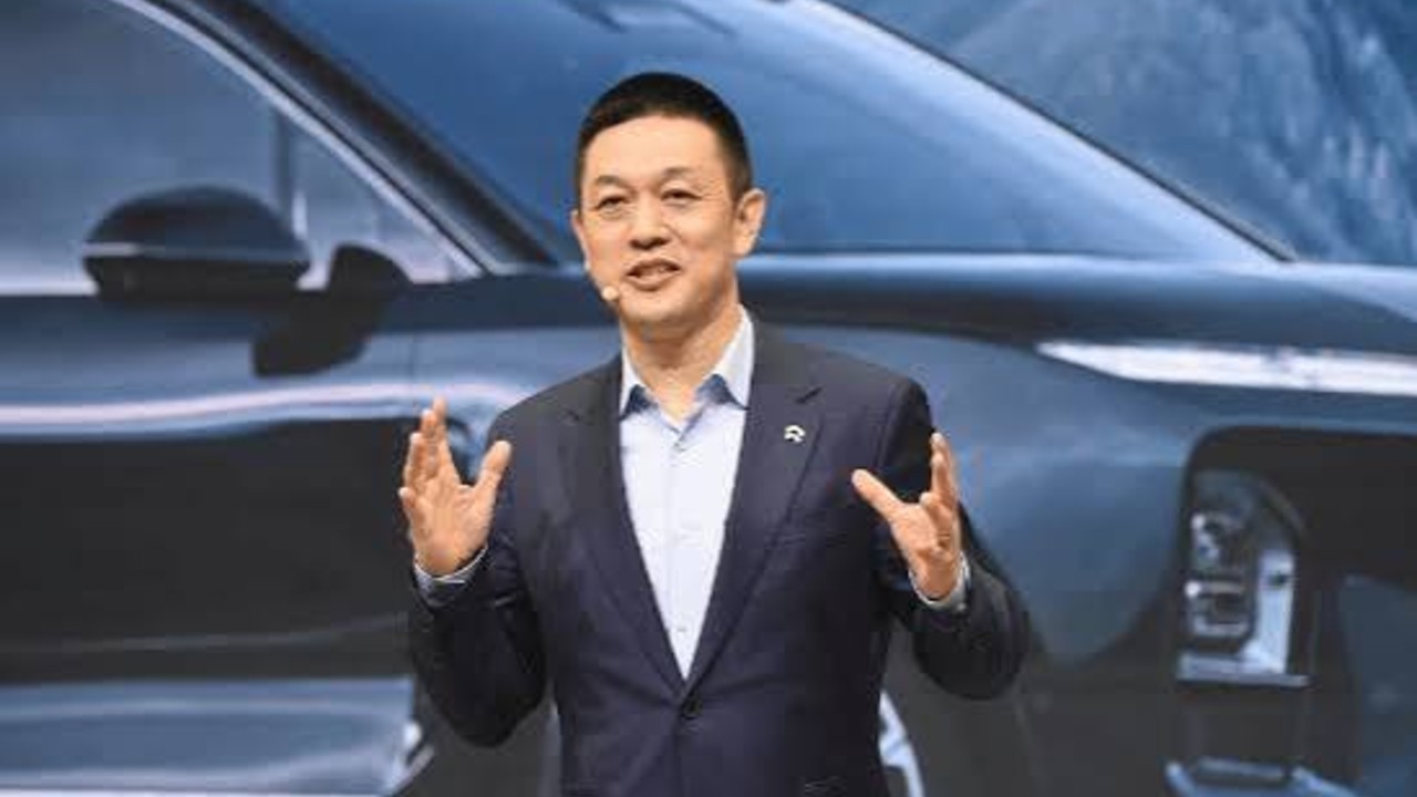 李斌：特斯拉翻滚我们没有