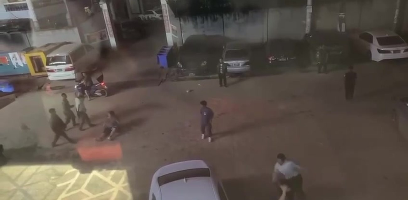 缅北公司遭入侵抓捕诈骗人员事件曝光引争议视频封面