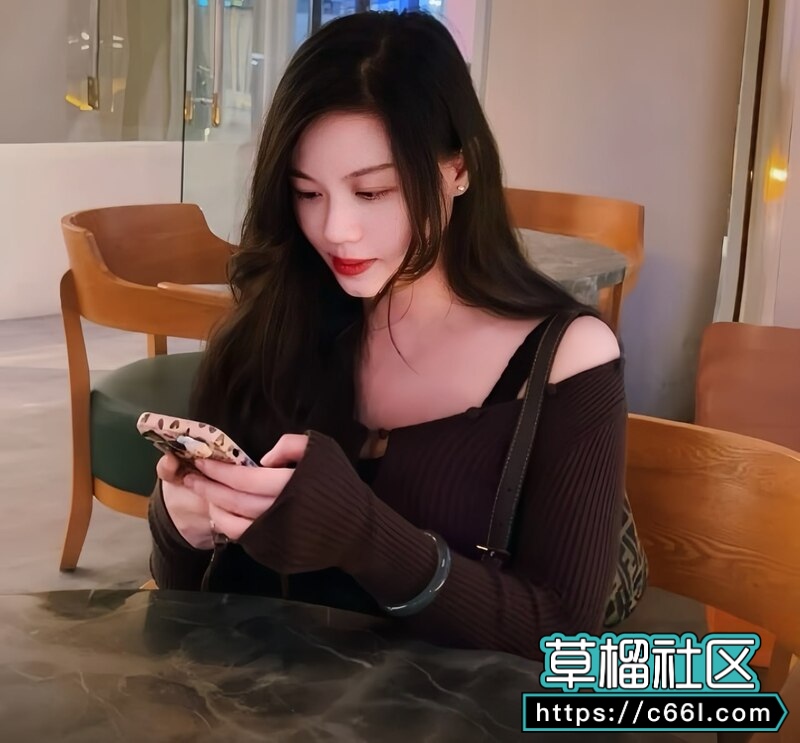 淫荡人妻最爱女上位 美乳狂甩上下起伏 淫荡浪叫露脸啪啪 强制高潮爽到仰头享受 - 图3
