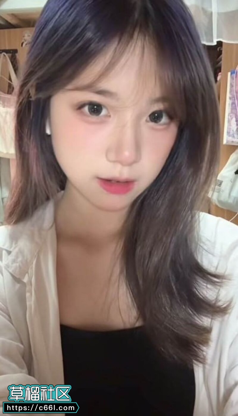 杭州高颜值清纯妹子 李一涵 和男友做爱视频流出 全裸露脸无套狂操抽插 呻吟迷人深插内射 - 图4